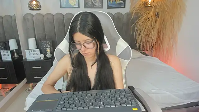 amber_hill_ webcam