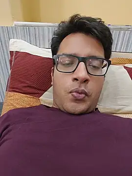 InnocentFlirtt webcam