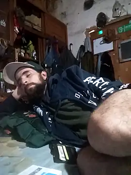 hairy_mannn webcam