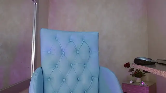Dora__26 webcam