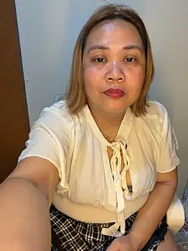 Sweet_asian_kylie