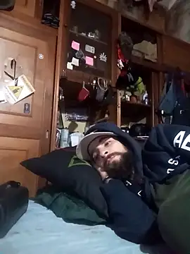 hairy_mannn webcam