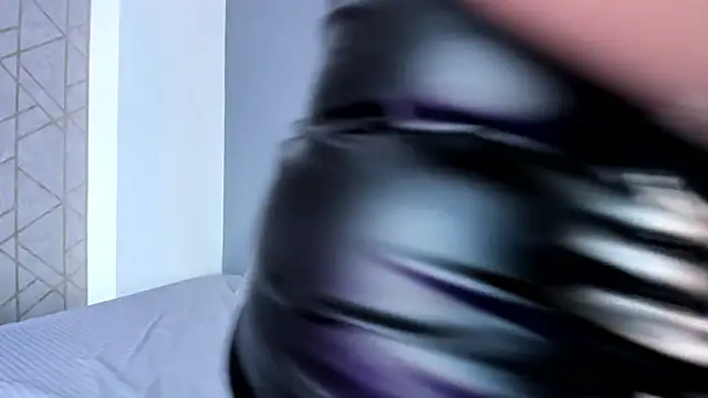 NicoleDiior webcam