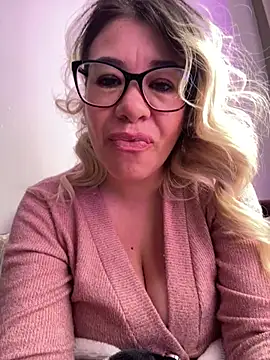 salomesweet13 webcam