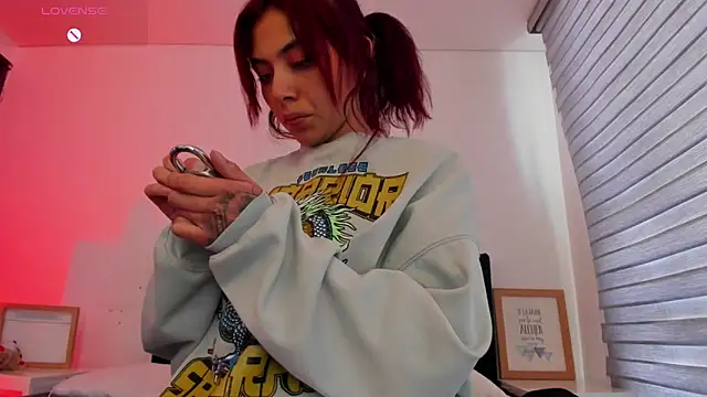 melanie_roux__ webcam