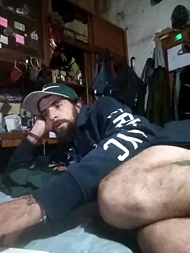 hairy_mannn webcam