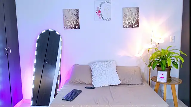 SarahCinnamon- webcam