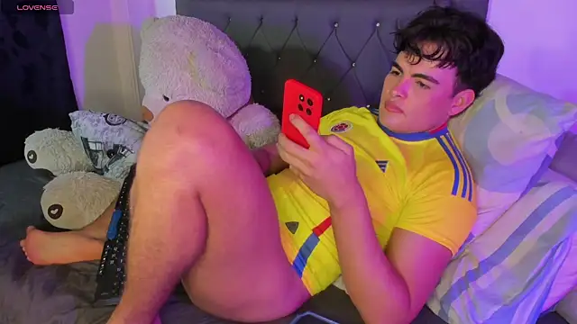 kamii_22 (M young) - open ass  in doggy