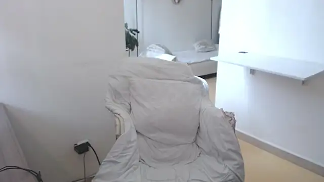 MIYESSI webcam