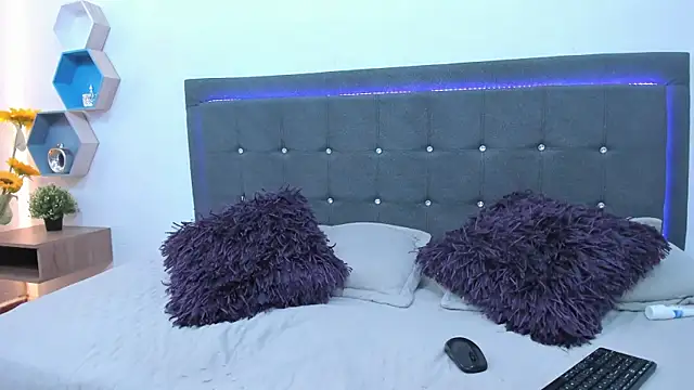 NatashaDiamond webcam