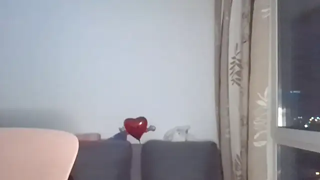 YukiBlush webcam