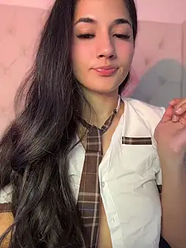 LauraCatalina webcam