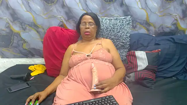 SEXY_MATURExx webcam
