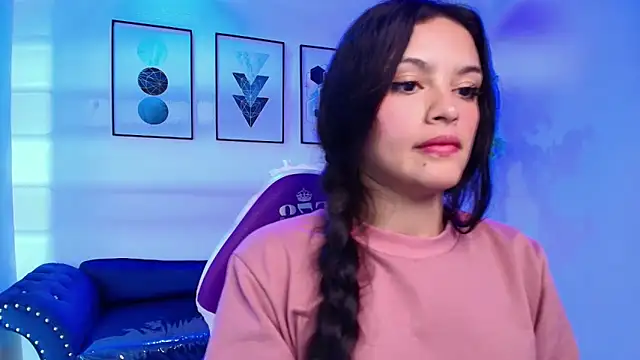Maddie_T18 webcam
