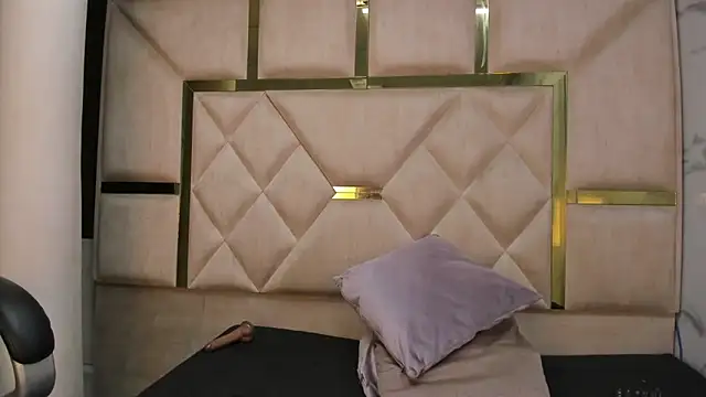 KendallArdent webcam