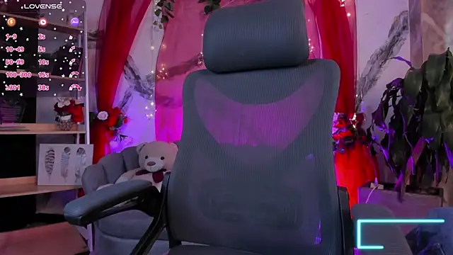 CarolineFyre webcam