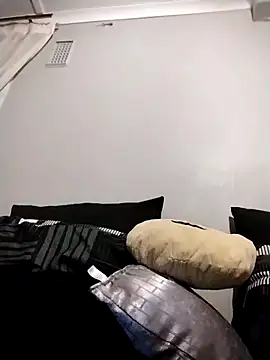 Baby_P webcam