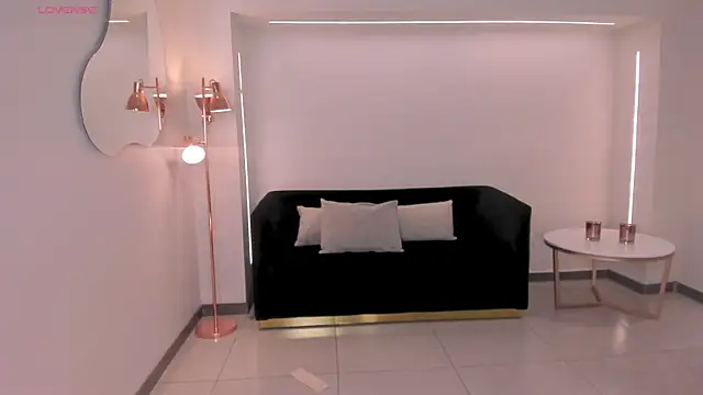 AmaraDivine webcam