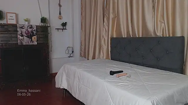 Emma_hassani webcam