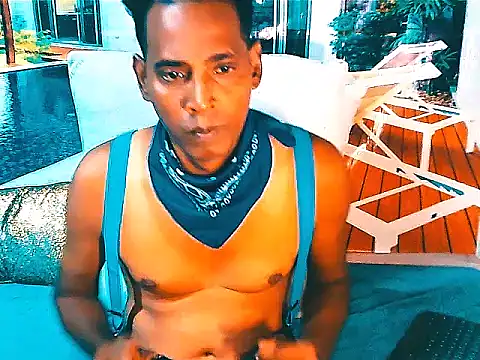 IndianHunk01 webcam