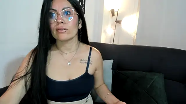 Tania_mature webcam