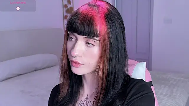 Vailyreb_ webcam