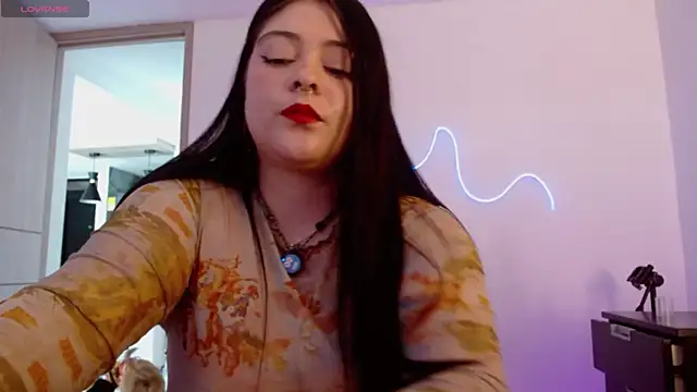 Layna_cold webcam