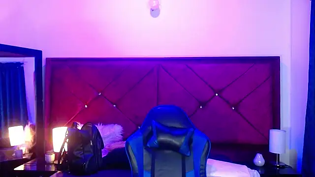Julietacollins06 webcam