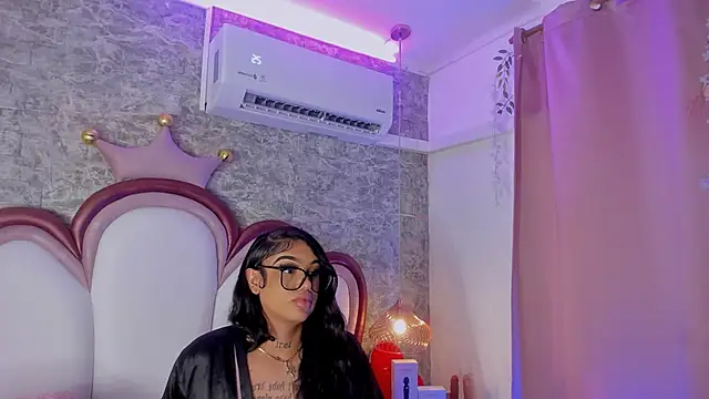 Mia_Jansen webcam