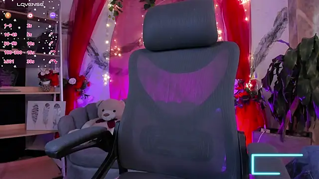 CarolineFyre webcam