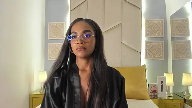KarinaaCoxx webcam