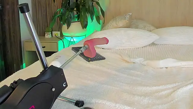 goddess_curvyy webcam