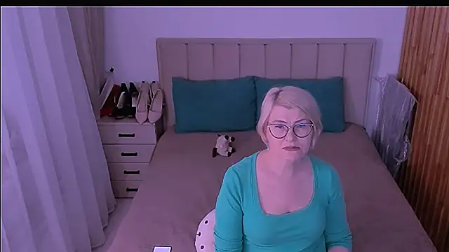 sabrinamacmarren webcam