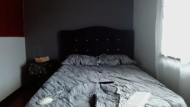 Emilia_1995 webcam