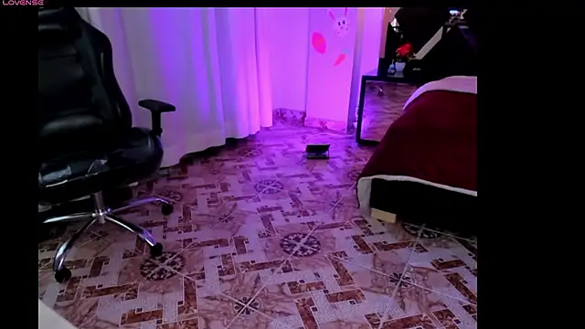Lucia_24x webcam
