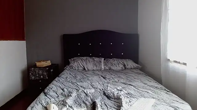 Emilia_1995 webcam