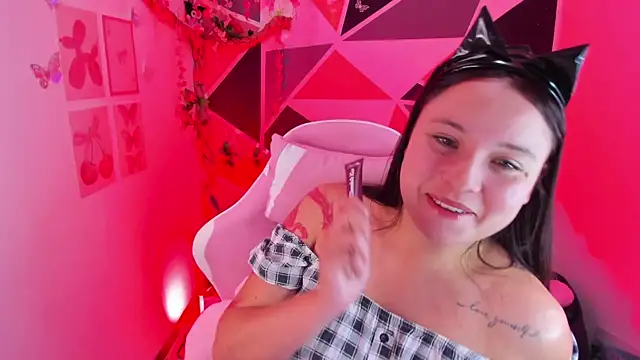 little_emma0 webcam