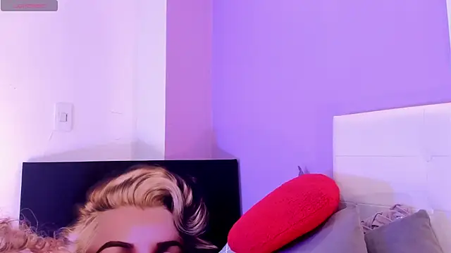 Charlotte11-11 webcam