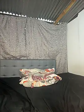 Soe_Lara webcam
