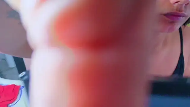 tinyy_whore18 webcam