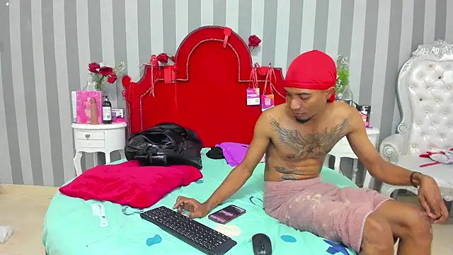 CaroyAndy webcam