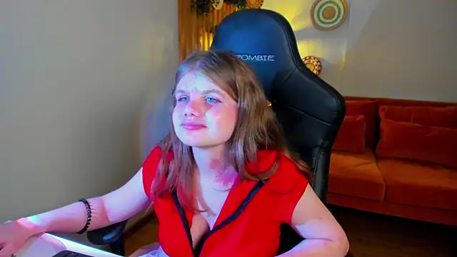 ChloeHalses webcam