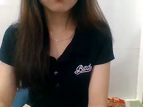kiraa-007 webcam