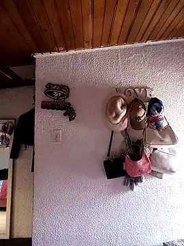 Zeyra_hot webcam