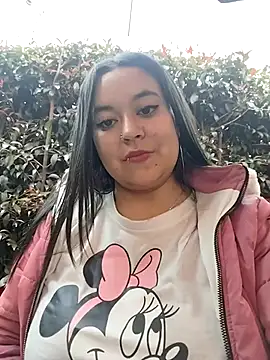 Webcam Model (Cristal__04)  is live.Free join now!