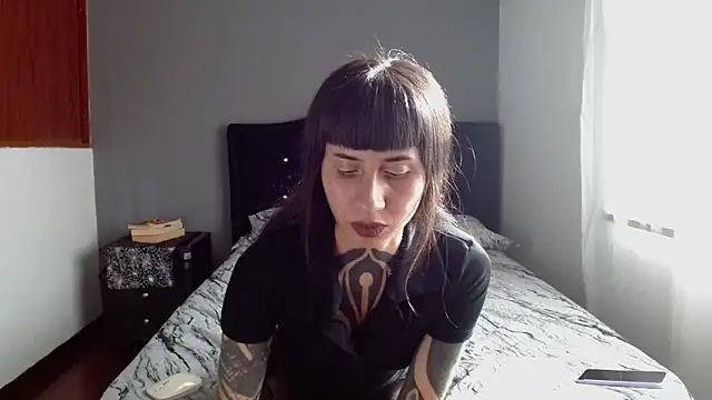 Emilia_1995 webcam