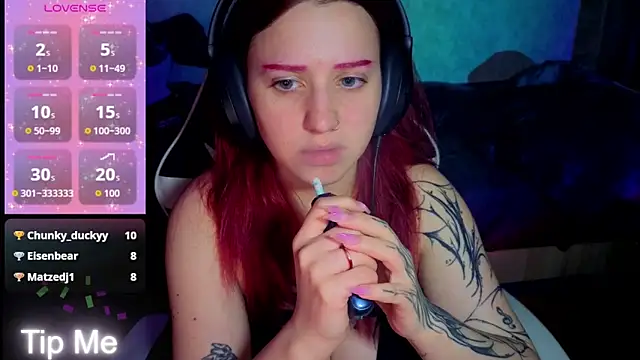 Mini_Lady1 webcam
