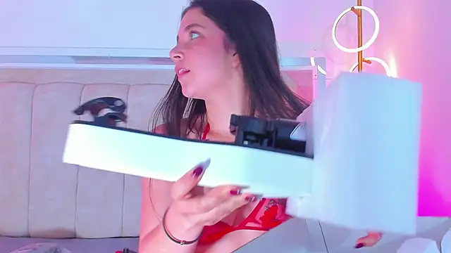 ZoeBarnett webcam