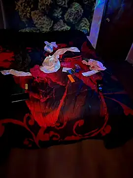 milfshortcakes (F milf) - Vibe me