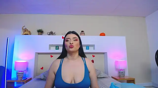 AnikaRomanoff_ webcam